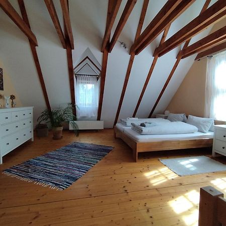 ホルブ・アム・ネッカー Idyllisches Fachwerkhaeusle Mit Terrasse Am Tor Zum Schwarzwaldヴィラ エクステリア 写真